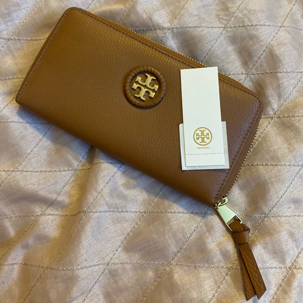 Tory Burch Wallet